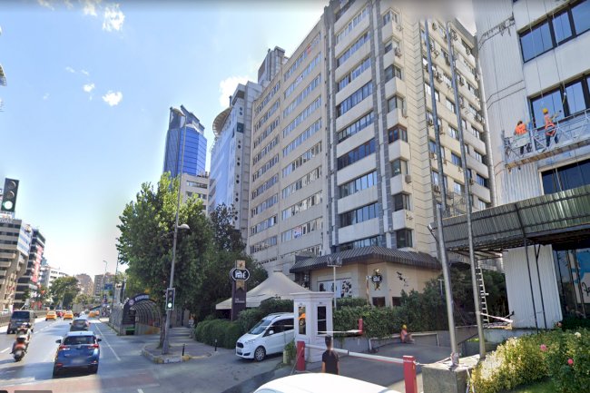 Şemsir İş Merkezi Büyükdere Cd- Kapalı Otoparklı