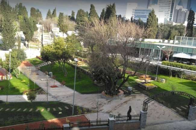 Zincirlikuyu Kore Şehitleri Cd’nde bulunan Adalet Parkı bölgenin huzur yerlerinden.