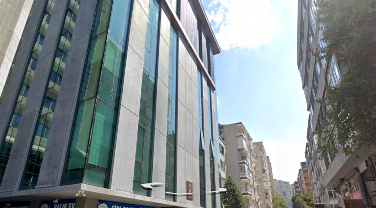 Offis 16 Vefabey Sk. Kapalı otoparklı Yeni Bina-1+1 ofisler