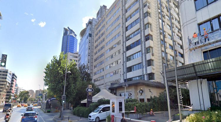 Şemsir İş Merkezi Büyükdere Cd- Kapalı Otoparklı