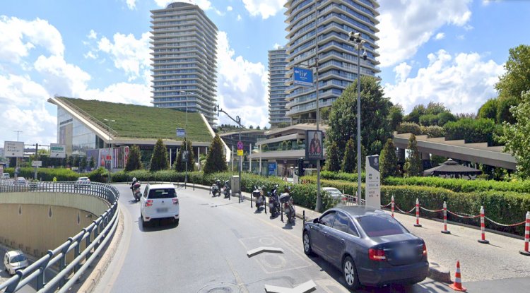 Zorlu Center Rezidans Levazım Büyükdere Cd. Yeni Bina