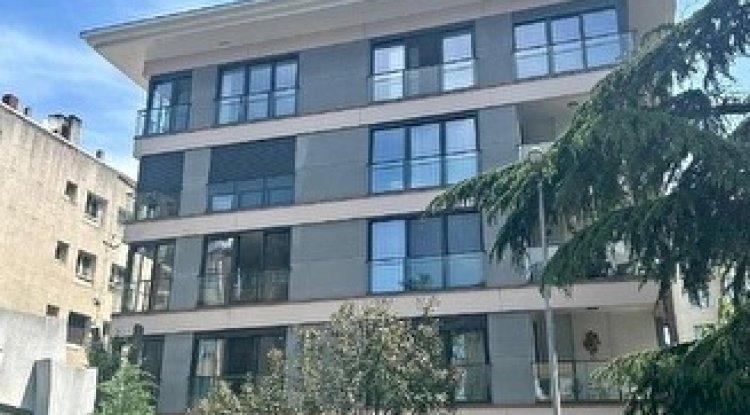 Beşiktaş Büyükdere Cd Üzerindeki Ofislere Yönelik Emlakçı Uzmanlığım Gelişiyor.