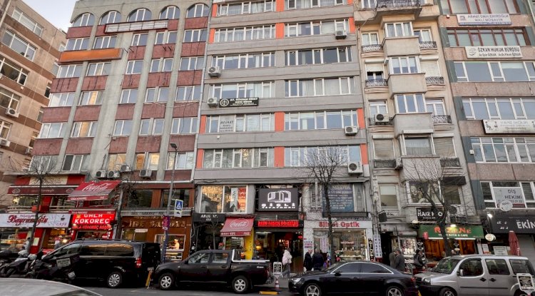 Yatırımlık Cazip Arsa Paylı 500 m² Abide-i Hürriyet Cd Üzerindeki Satılık İşyeri..
