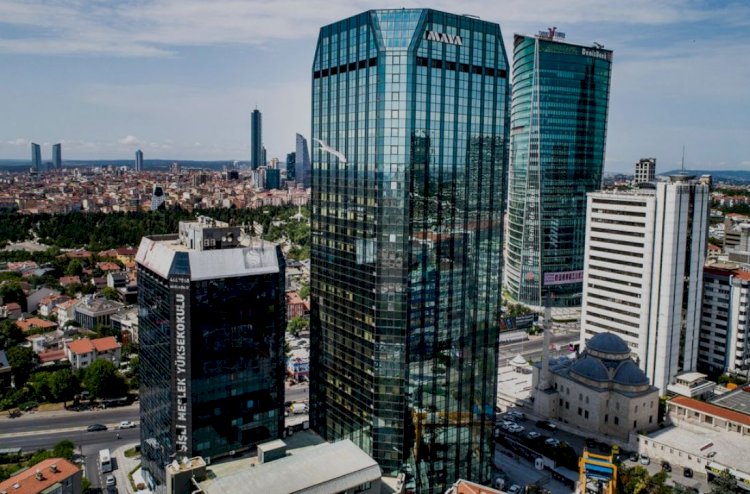 A+ Office Plaza Living Area of Gayrettepe Region: Maya Akar Center